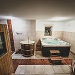Dolisiowka Alpine Residence Alpesi faház *