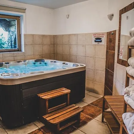 Dolisiowka Premium Alpesi faház *