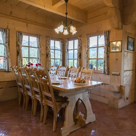 Dolisiowka Premium Alpesi faház *